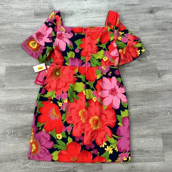 Trina Turk NWT Kanan Square Neck Ruffle Sleeve Shift Dress - Picture 6 of 9